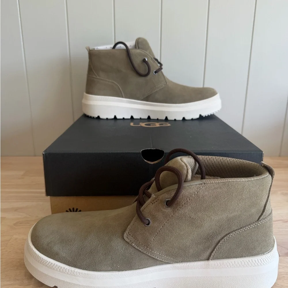 🤎 NEW IN BOX — UGG Men’s Burleigh Chukka Boots 🤎